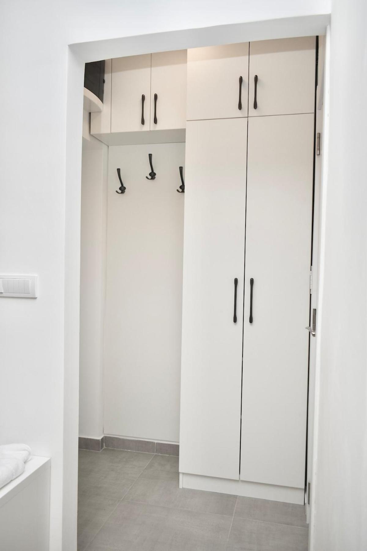 Ramonda - In Center Dorcol Apartment *
